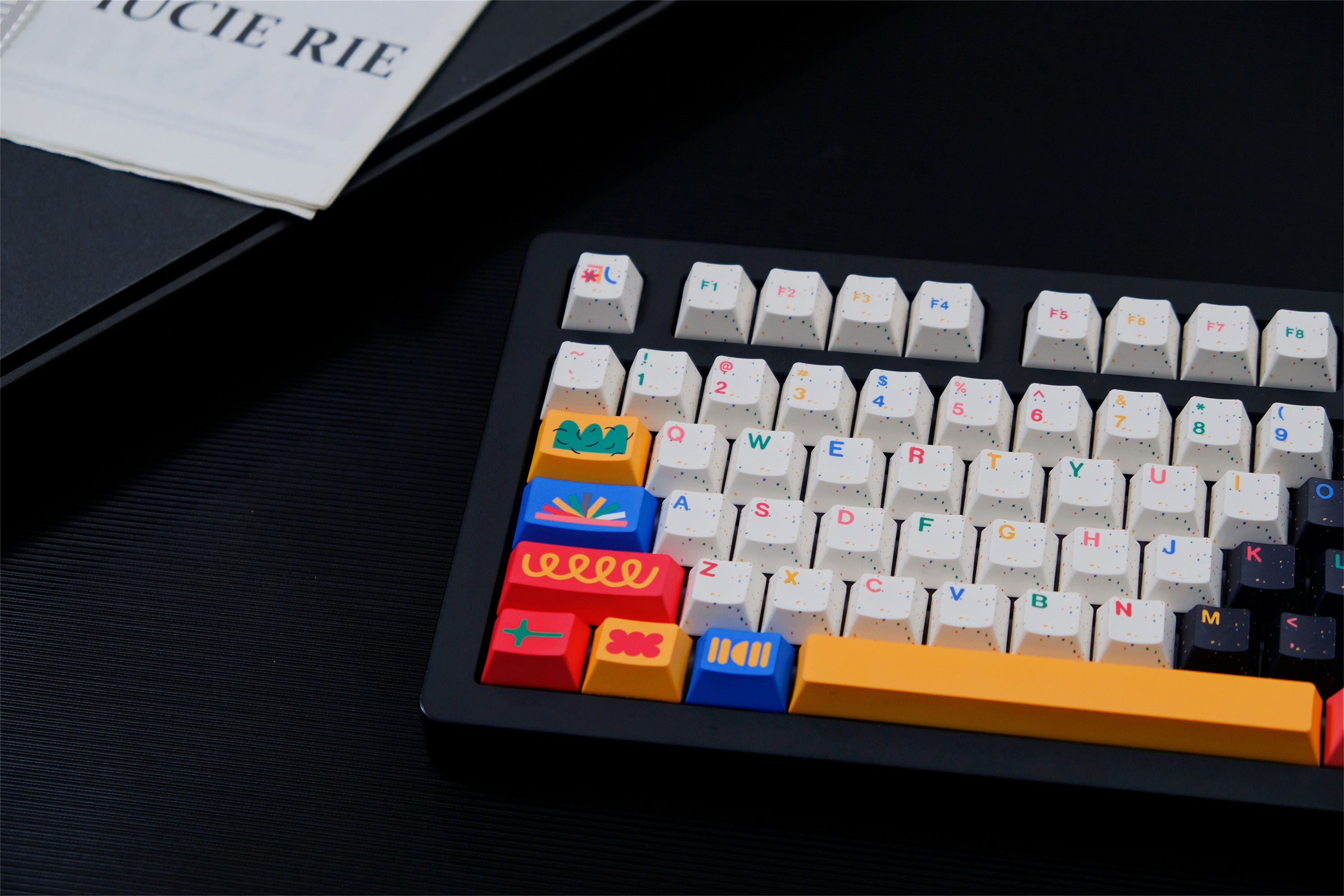 motfi PBT Keycaps - Diykeycap