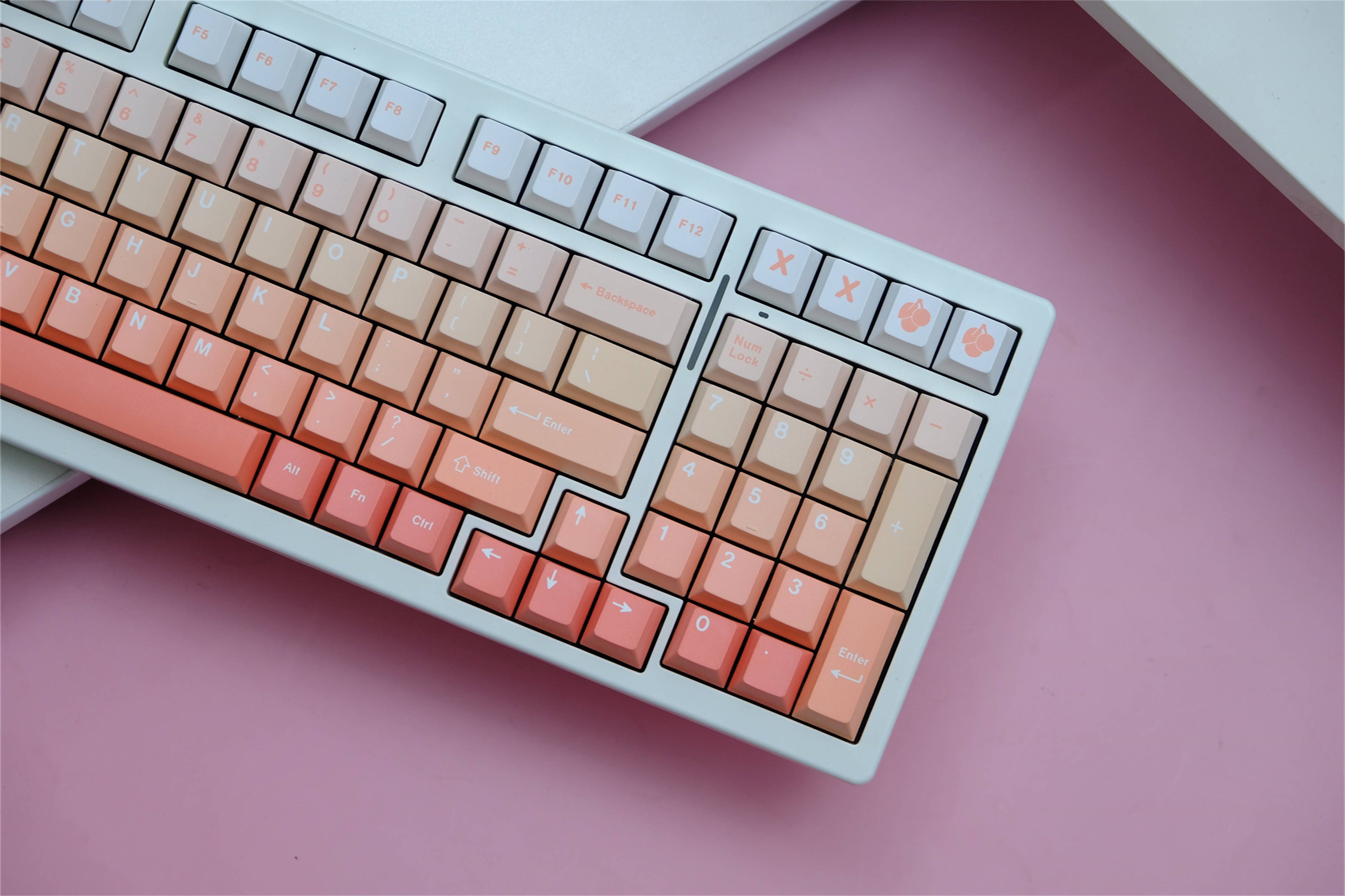 Ombré Blush PBT keycaps