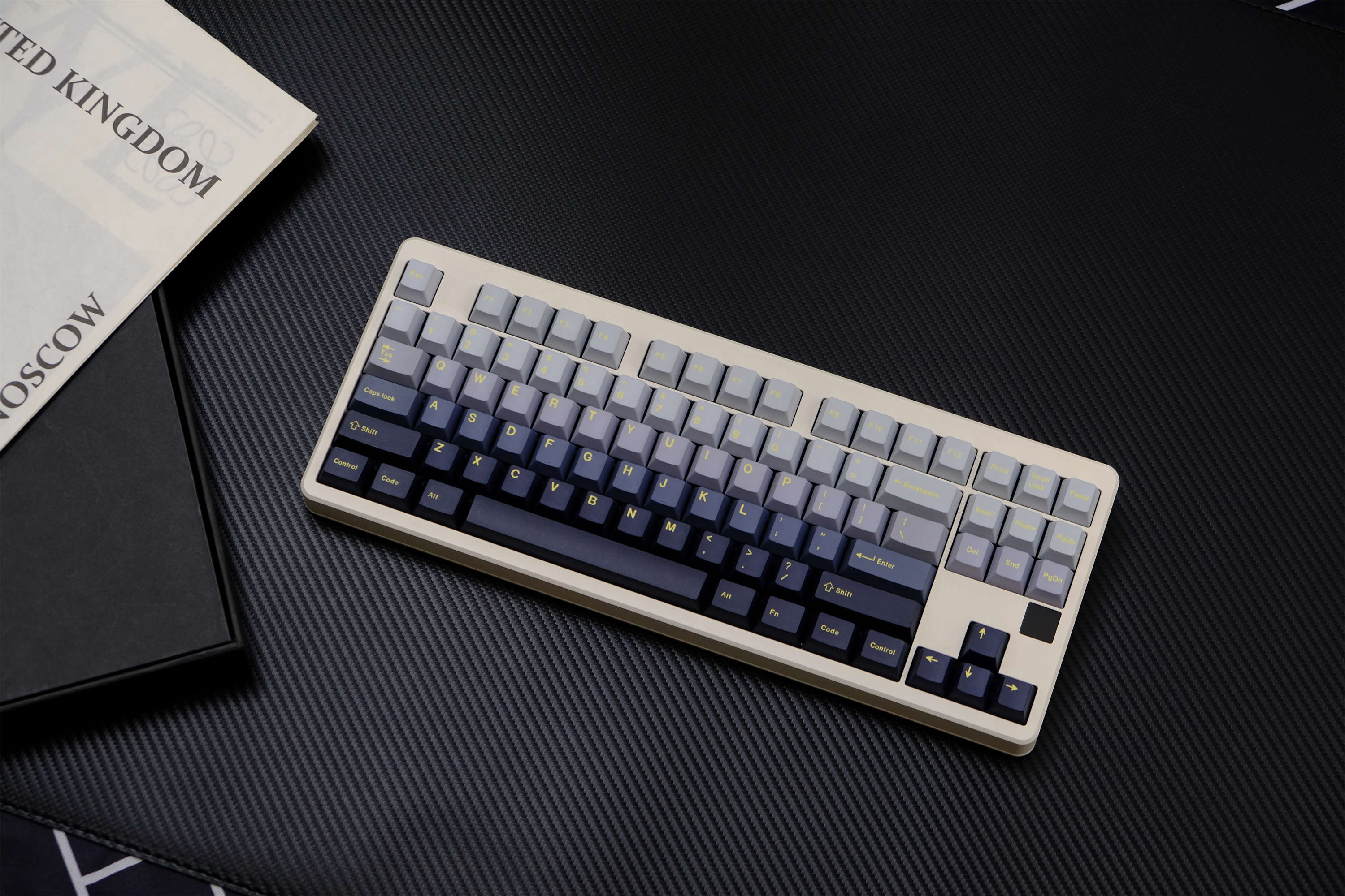 Mountain Gradient PBT Keycaps