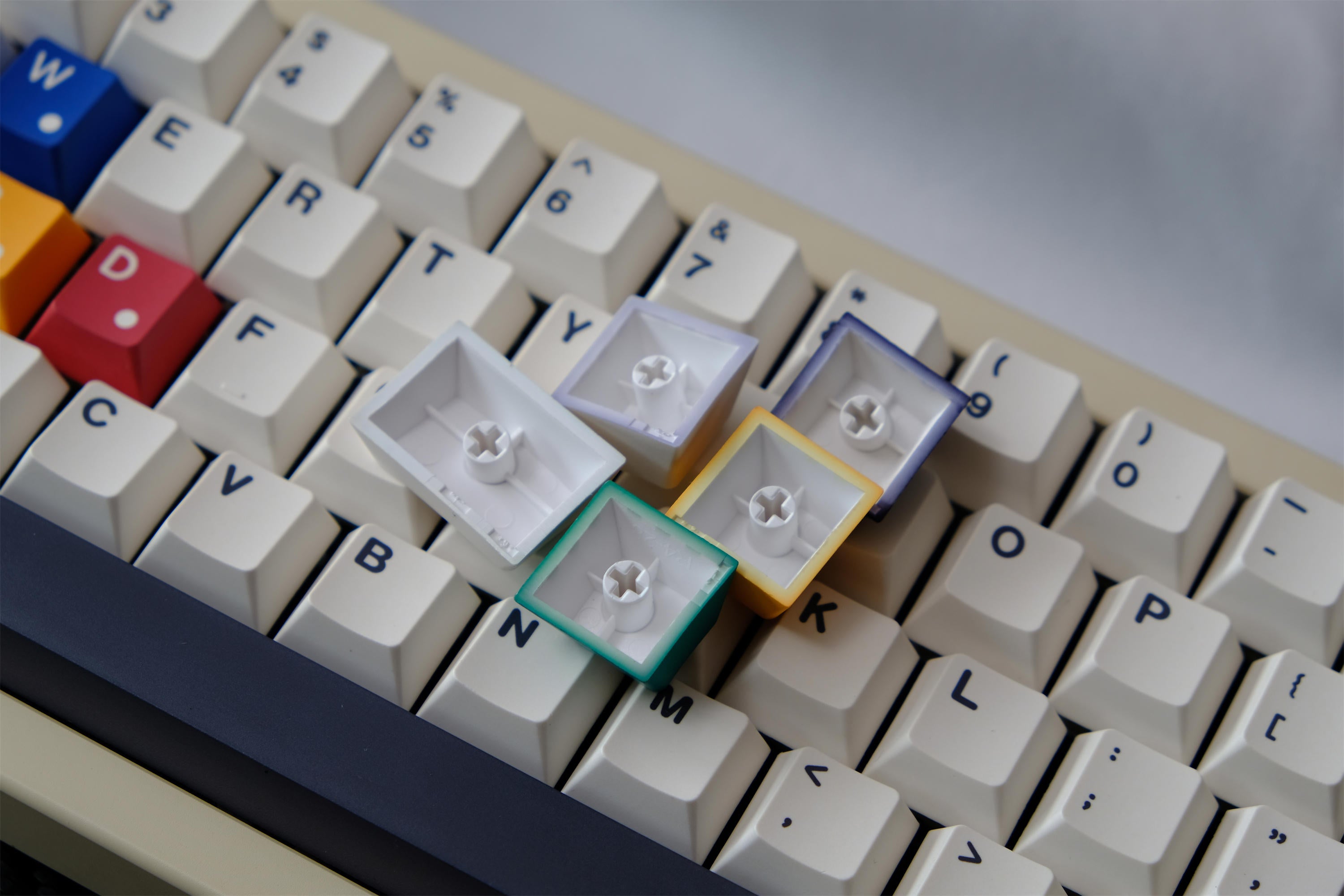 DMG Retro PBT Keycaps