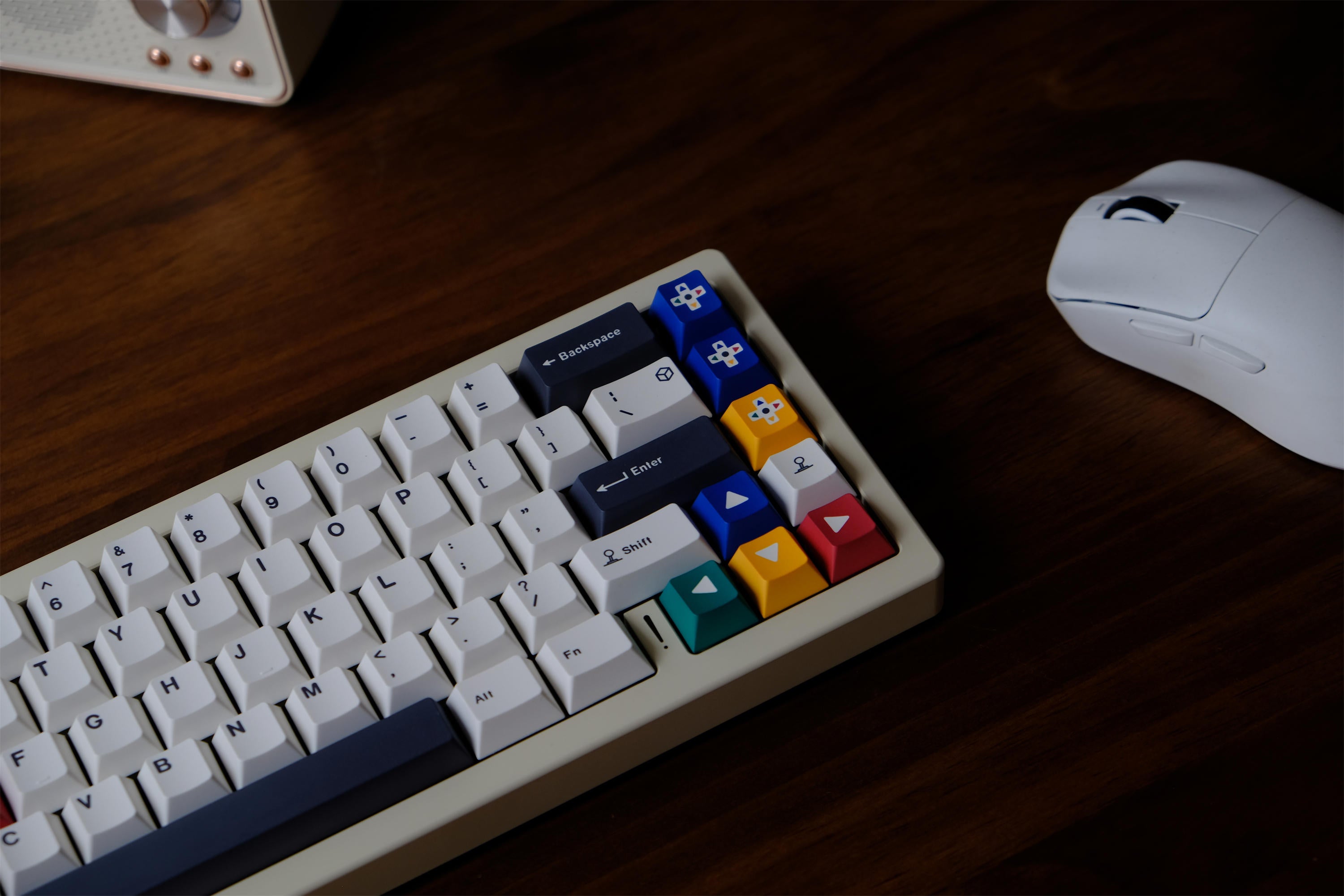 DMG Retro PBT Keycaps
