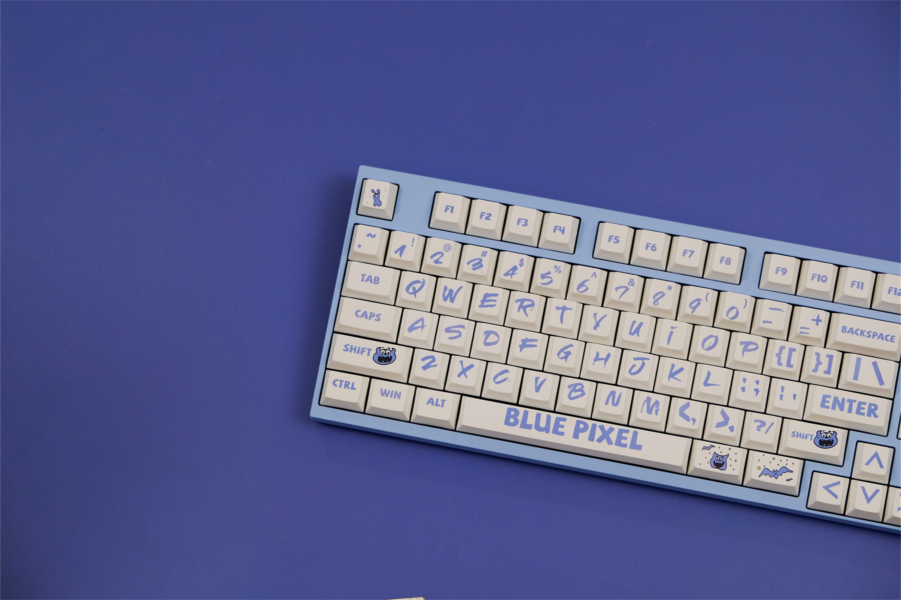 Blue Pixel Theme Keycaps