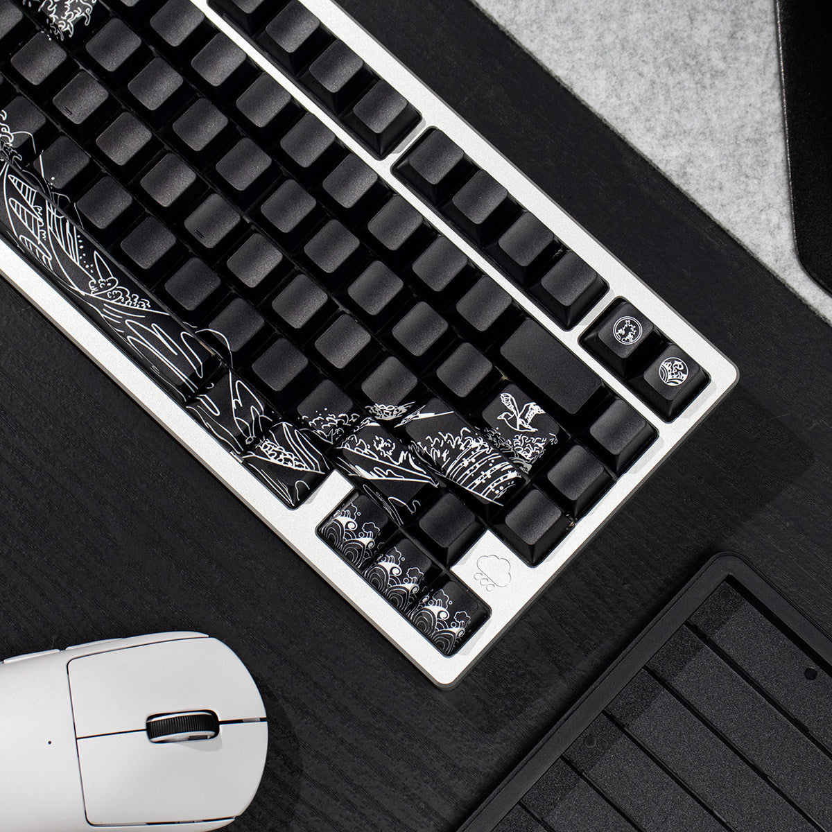 Ukiyo-e Theme Side-Lit Shine Through Keycaps White Red Black keycaps