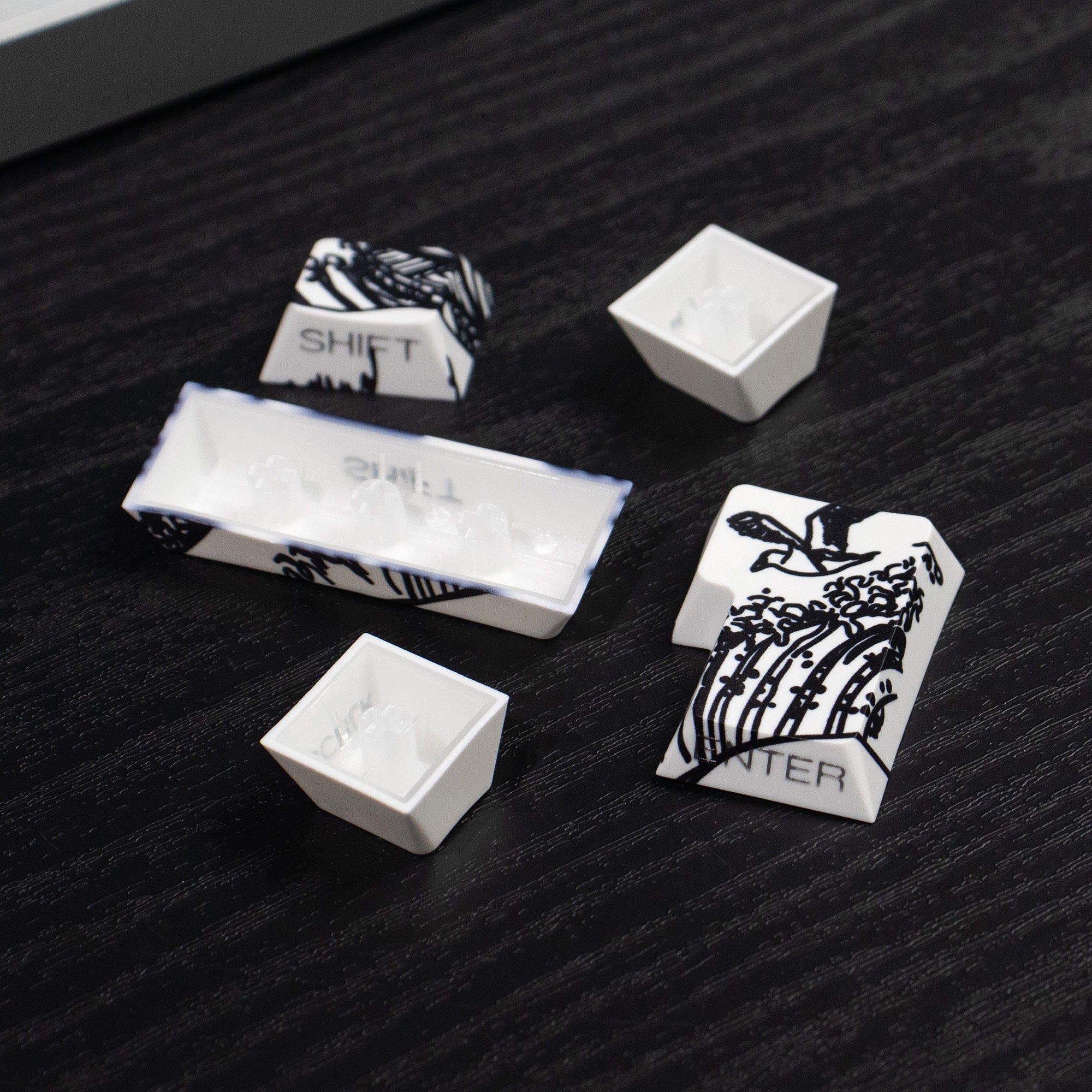 Ukiyo-e Theme Side-Lit Shine Through Keycaps White Red Black keycaps