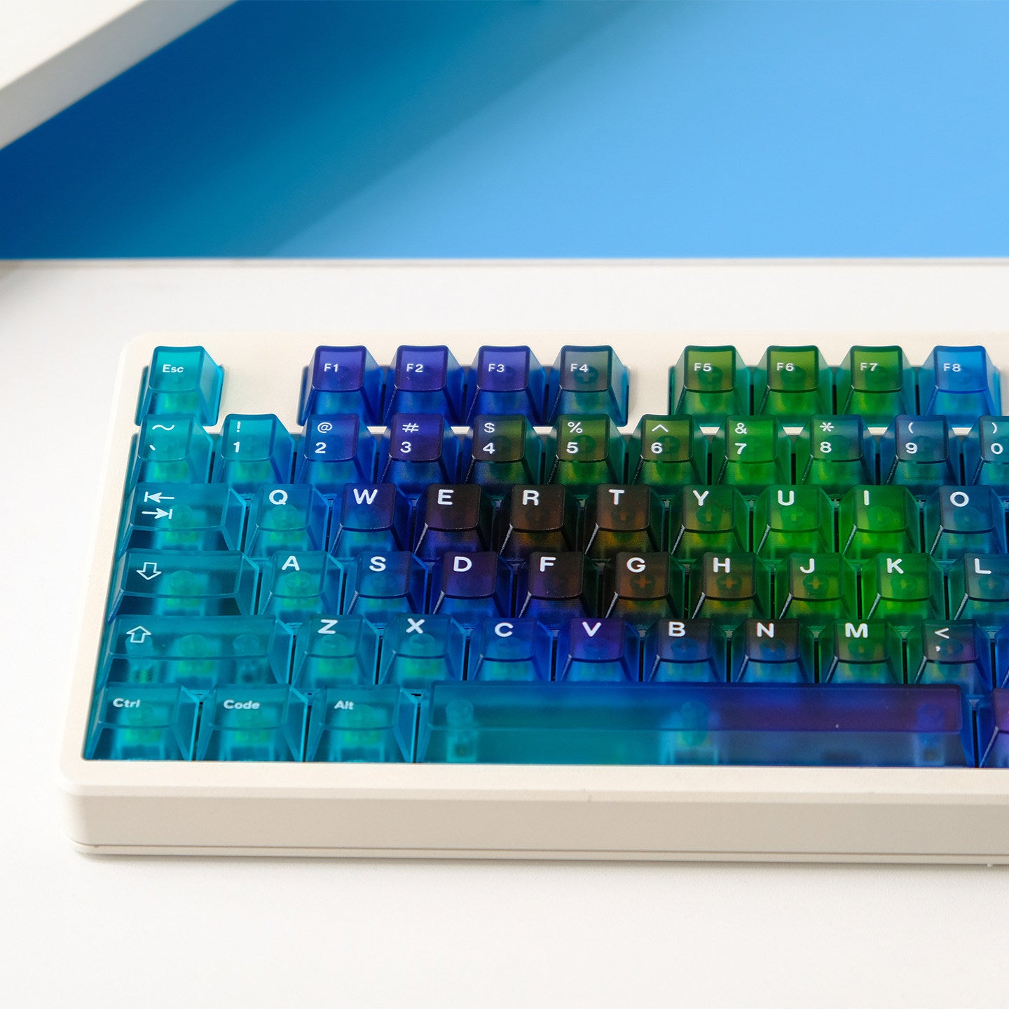 Pastel Blue Ombre Translucent keycaps - Diykeycap