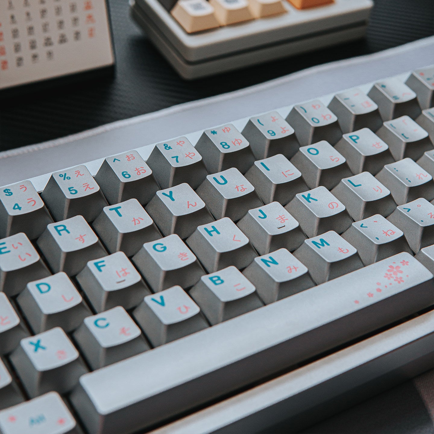 Spring in full bloom keycaps