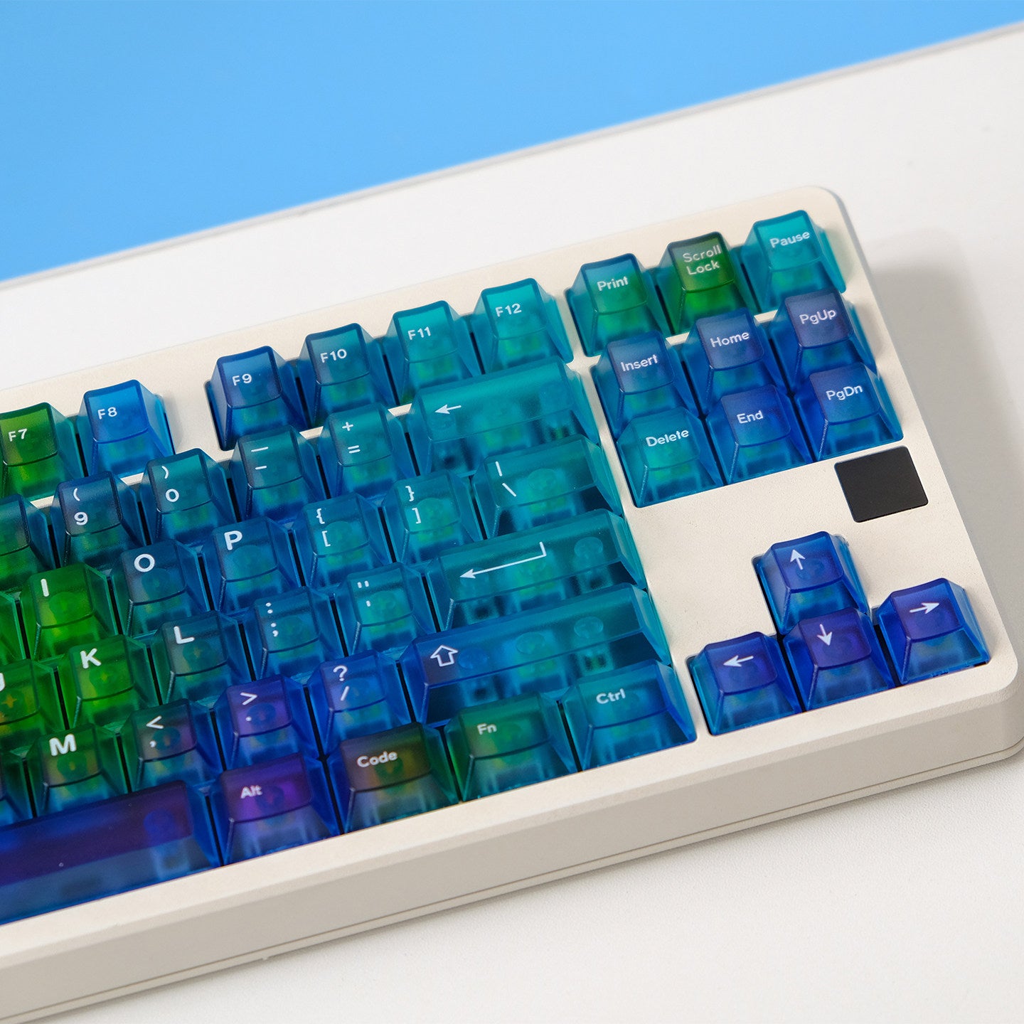 Pastel Blue Ombre Translucent keycaps - Diykeycap
