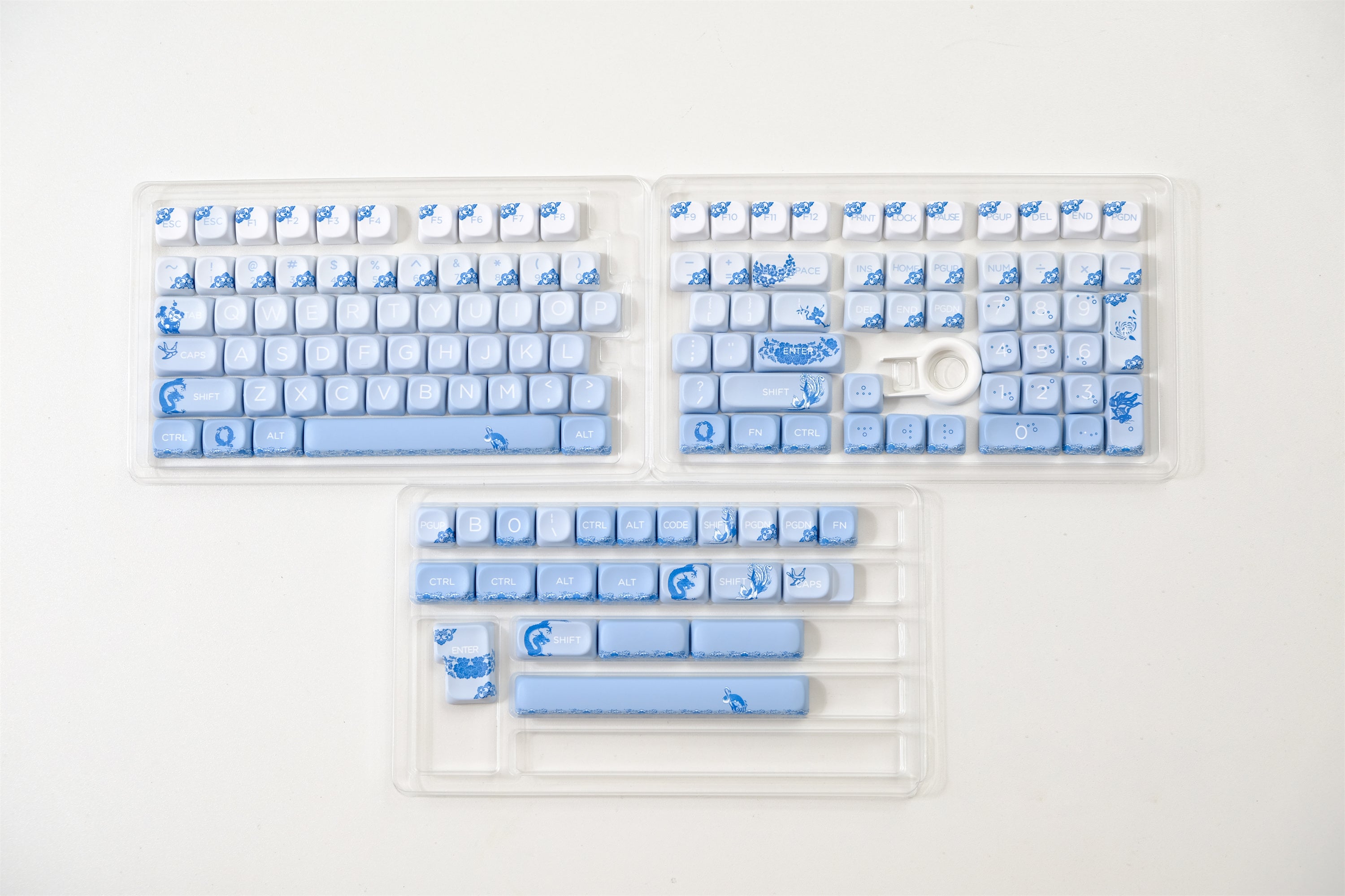 Blue and White Porcelain Keycaps