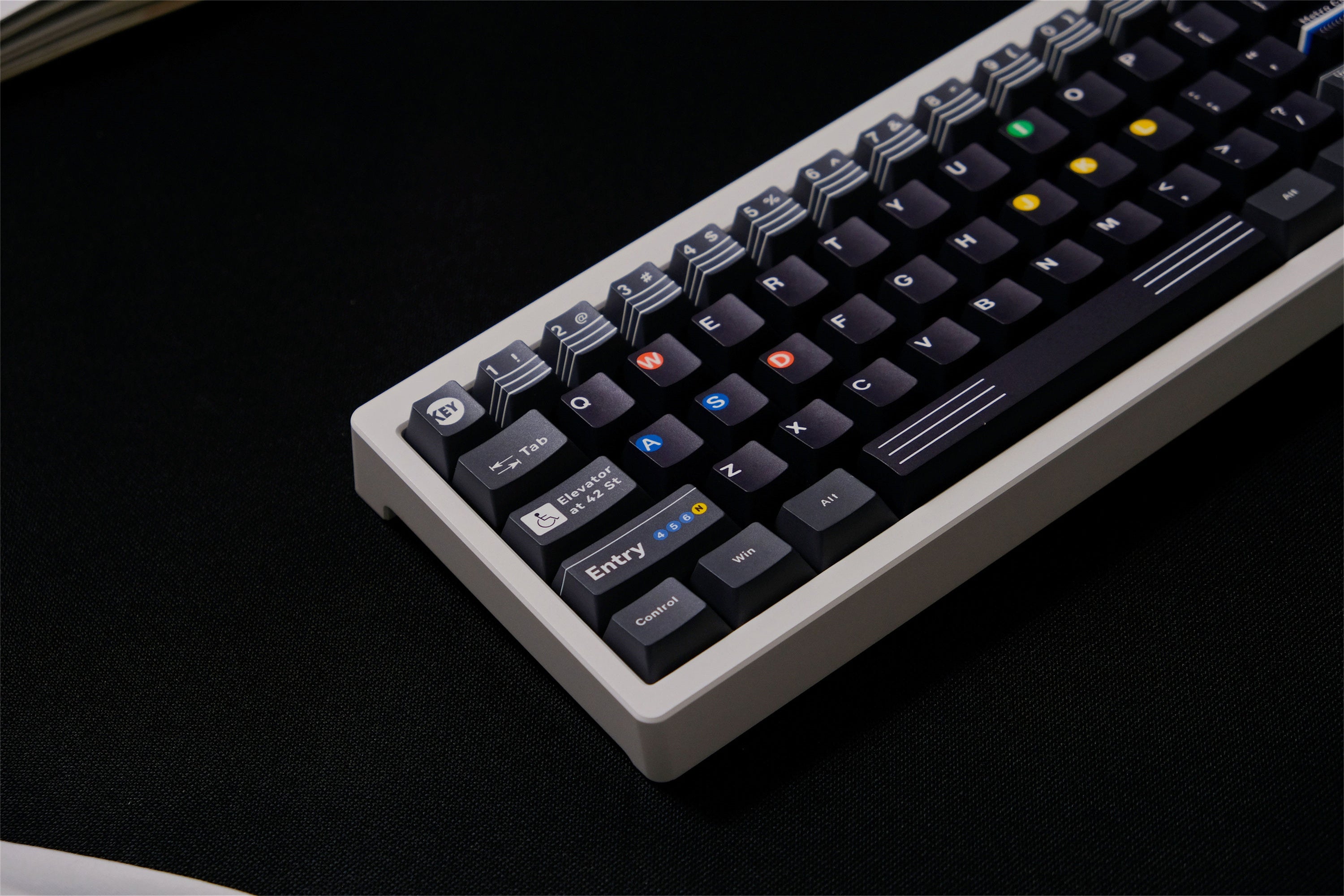 NYC Subway PBT Keycaps - Diykeycap