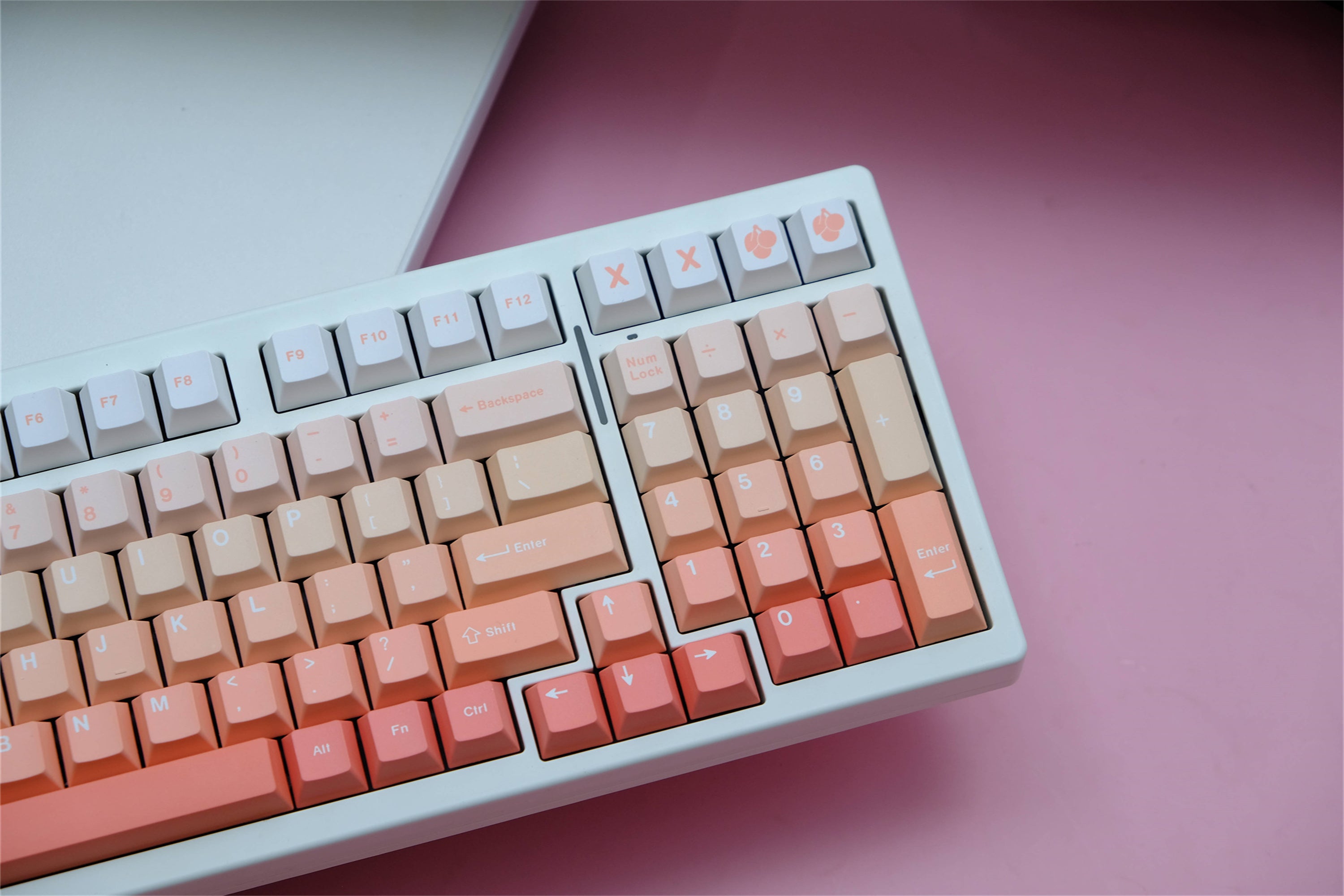 Ombré Blush PBT keycaps