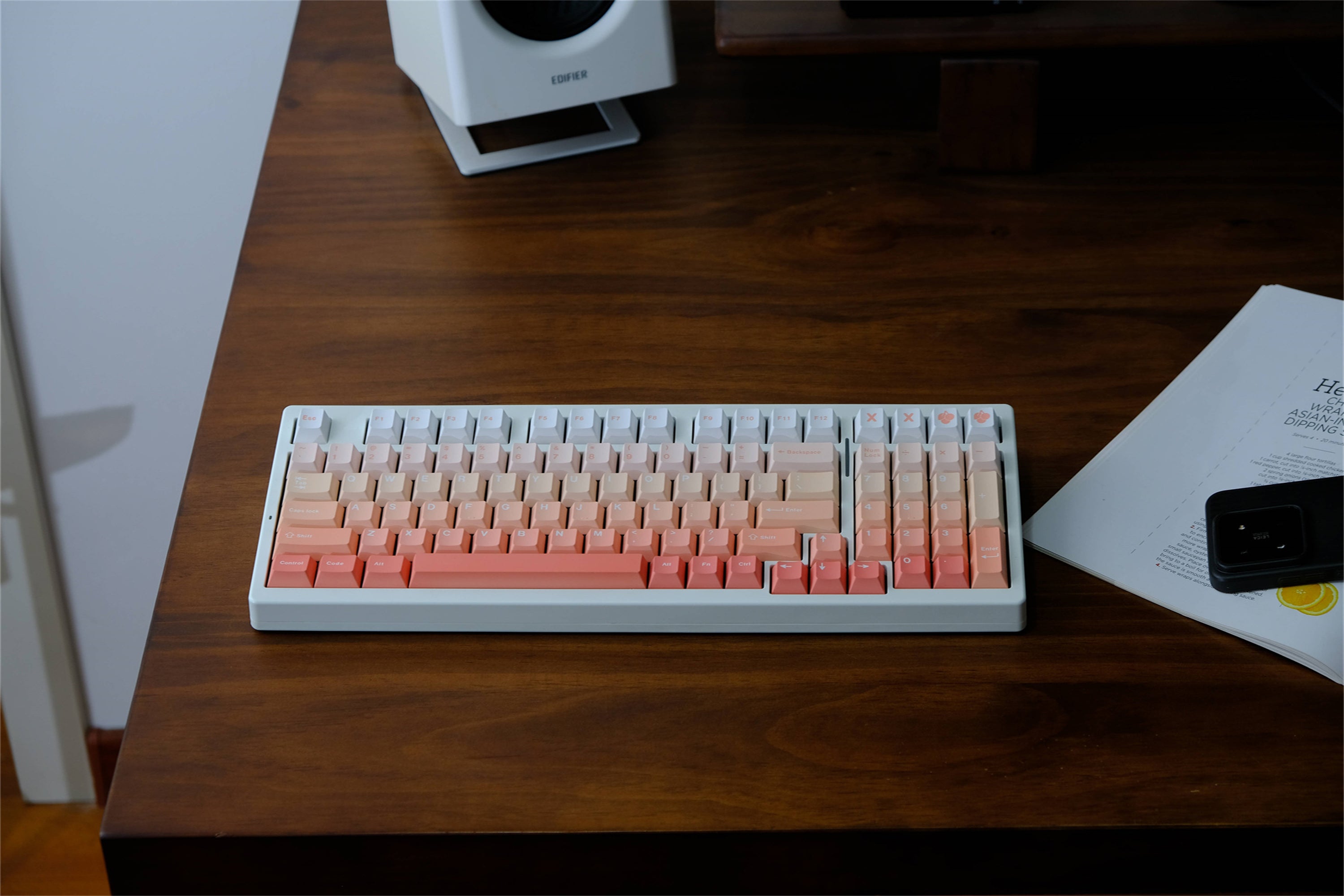 Ombré Blush PBT keycaps