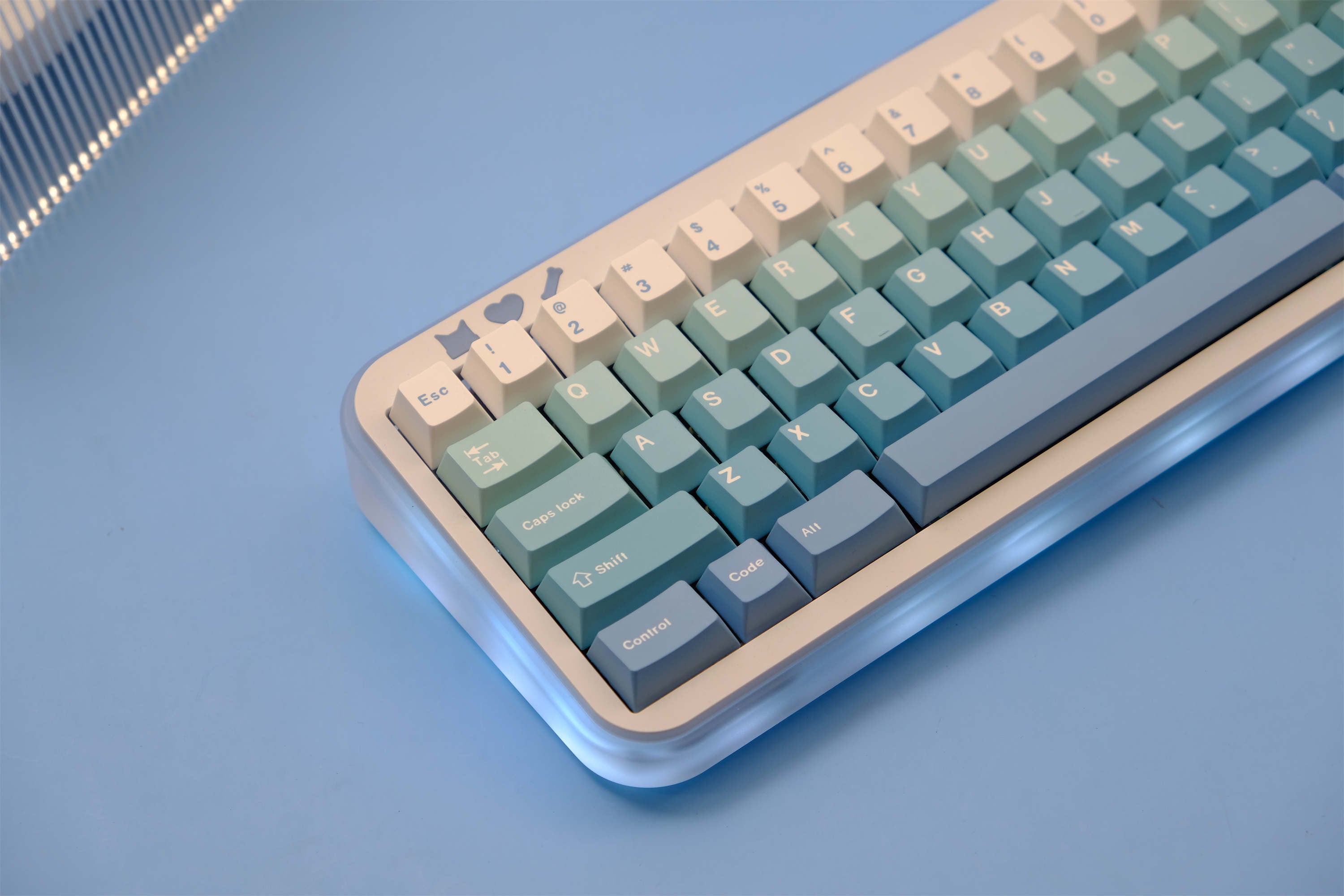 Snowy Ombré PBT Keycaps