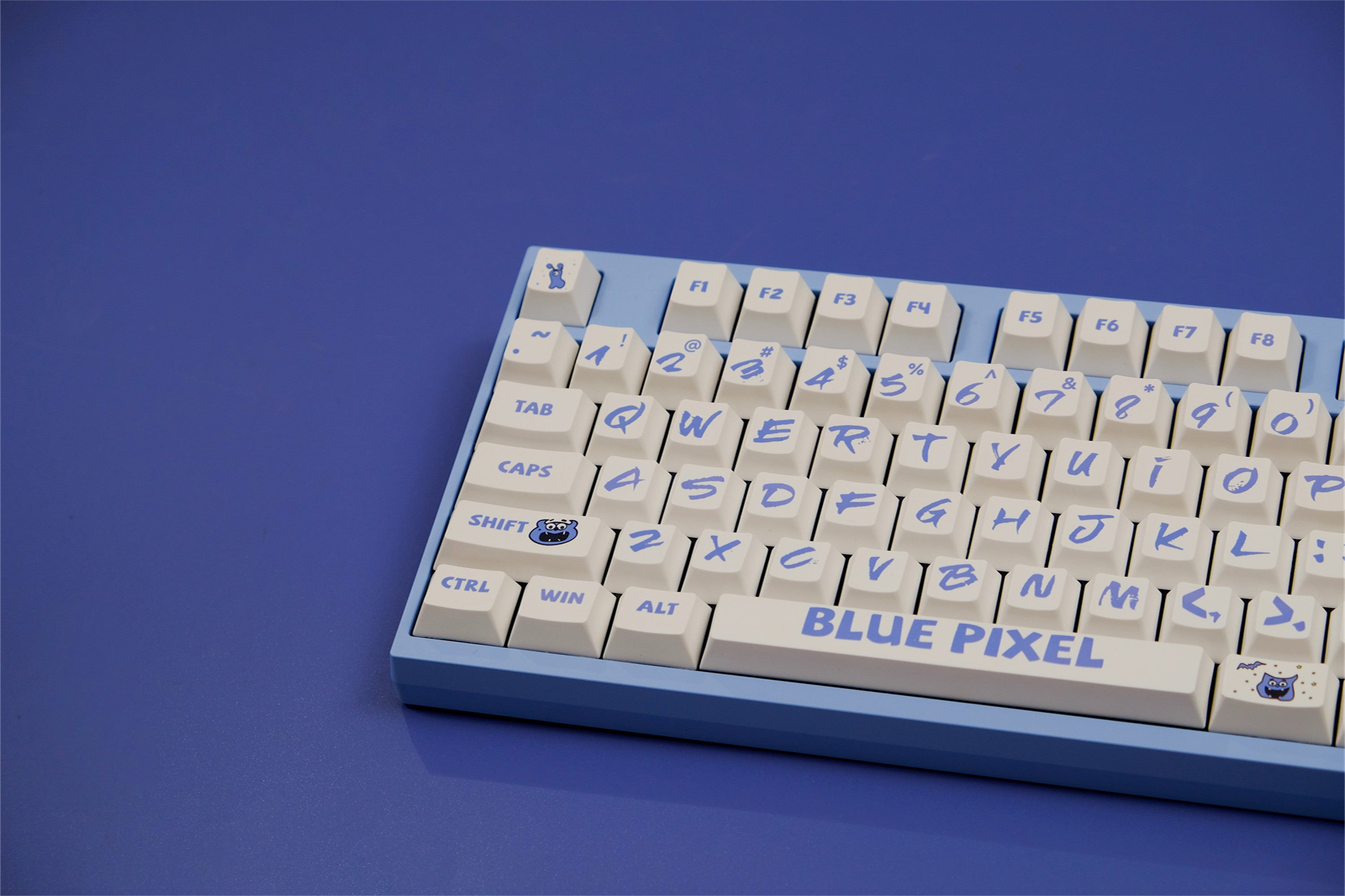 Blue Pixel Theme Keycaps