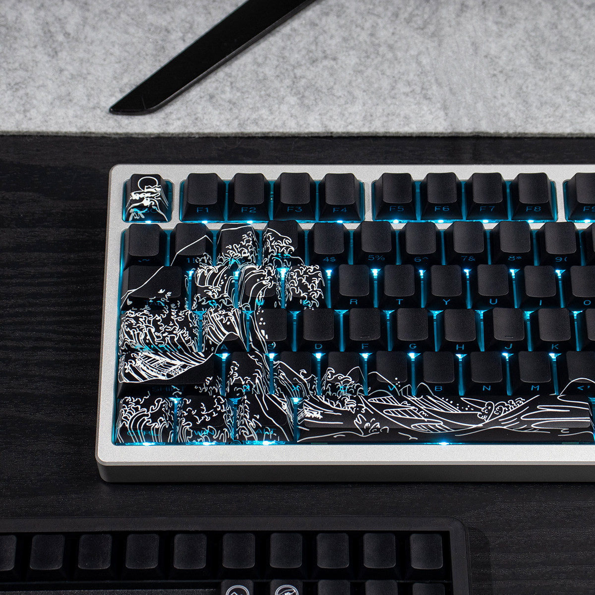 Ukiyo-e Theme Side-Lit Shine Through Keycaps White Red Black keycaps