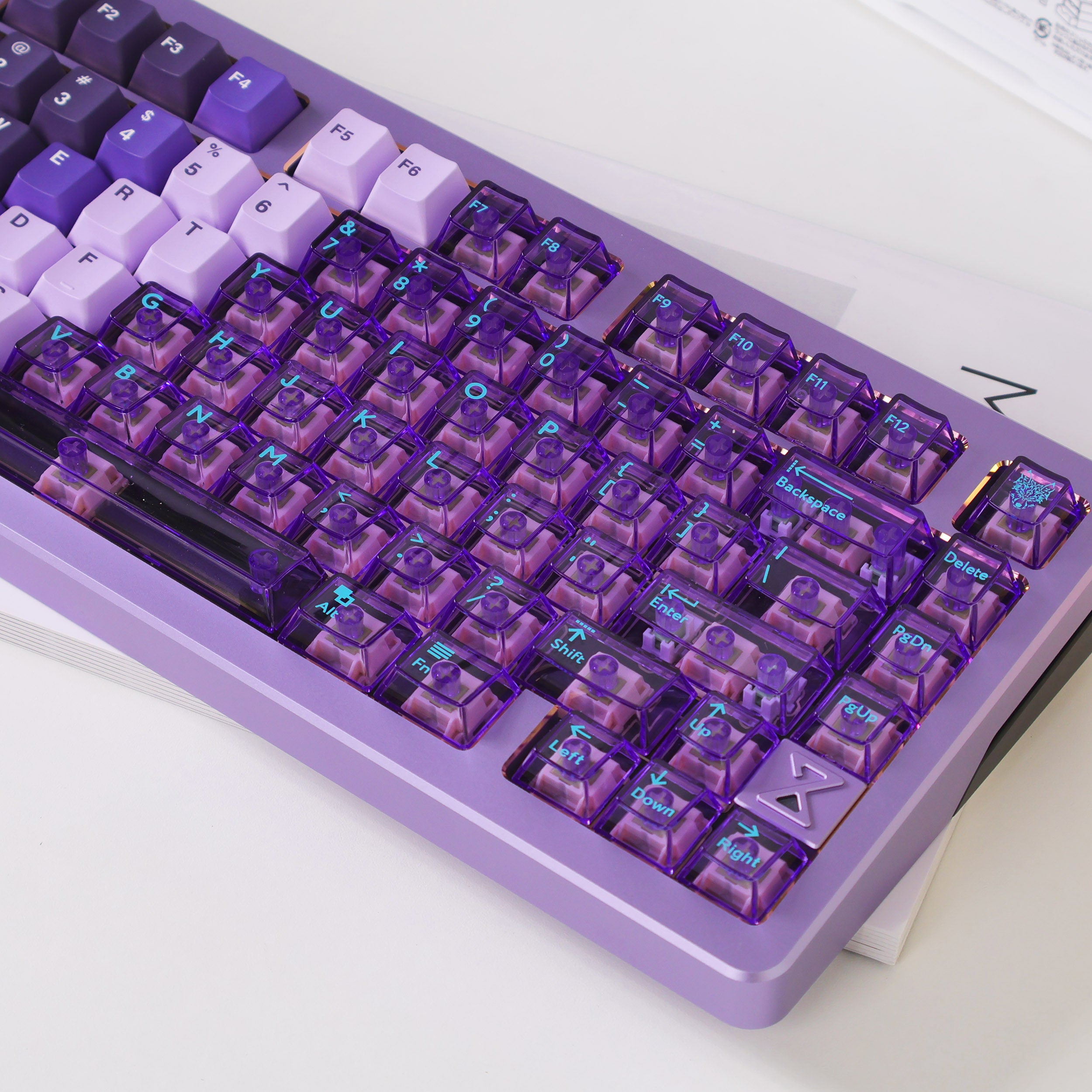 Snow Mountain Lilac keycaps - Diykeycap
