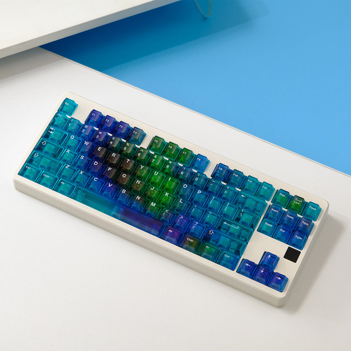 Pastel Blue Ombre Translucent keycaps - Diykeycap