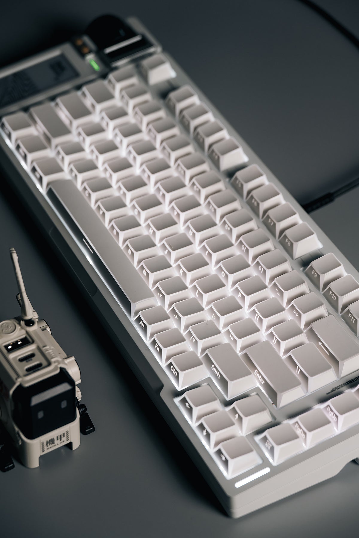 White/Black Reflection keycaps - Diykeycap
