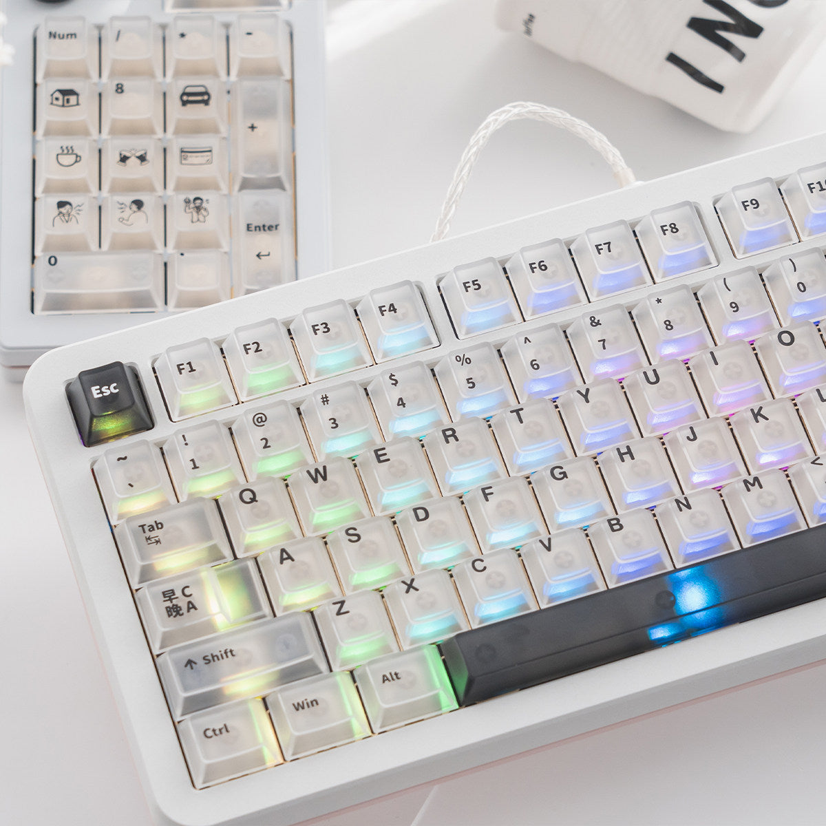 AM/PM Frosted White keycaps - Diykeycap