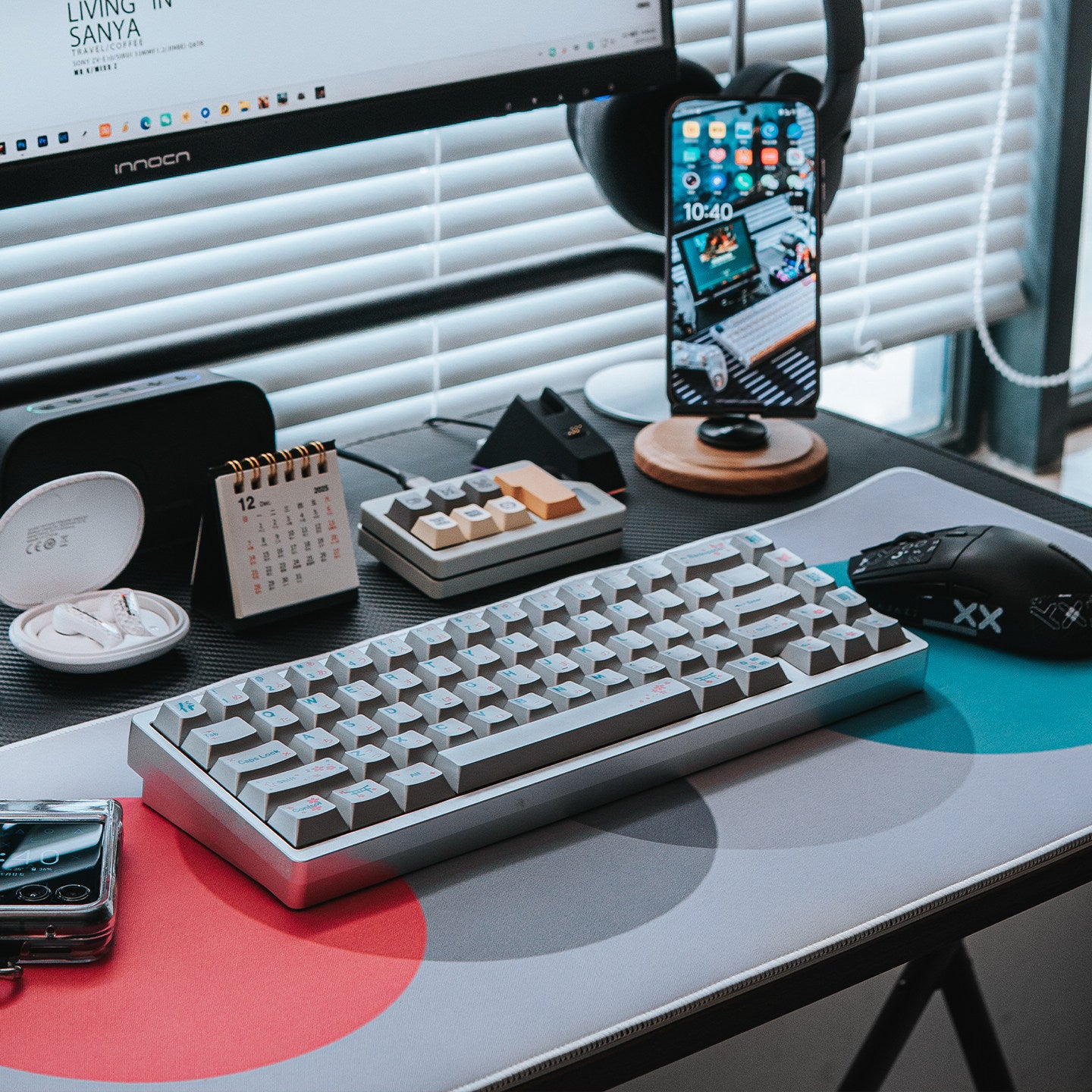 Spring in full bloom keycaps