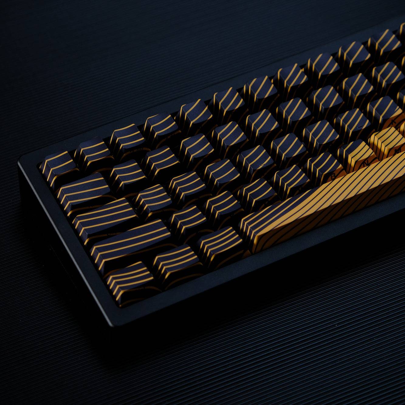 Magnetic Wave keycaps Dye-Sub PBT Keycaps for Wooting 60He